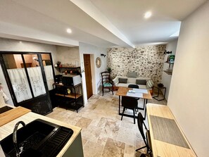 Interior - Wohnung by Interhome (Allemagne-en-Provence)