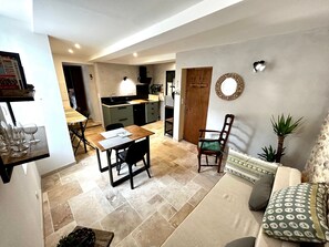 Interior - Wohnung by Interhome (Allemagne-en-Provence)