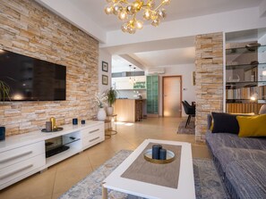 TV - Ruhige Ferienwohnung Tina 8 by Interhome (Krk/Šilo)