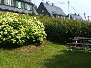 Outdoor dining - am Wald mit Sauna by Interhome (Bad Elster)