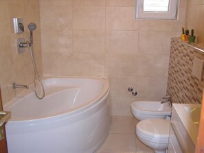Towels - Zwei-Zimmer-Wohnung Radosav by Interhome (Krk/Šilo)