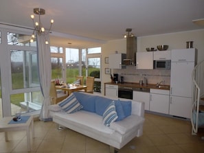 TV - mit großer Terrasse und herrlicher Aussicht by Interhome (Rerik)