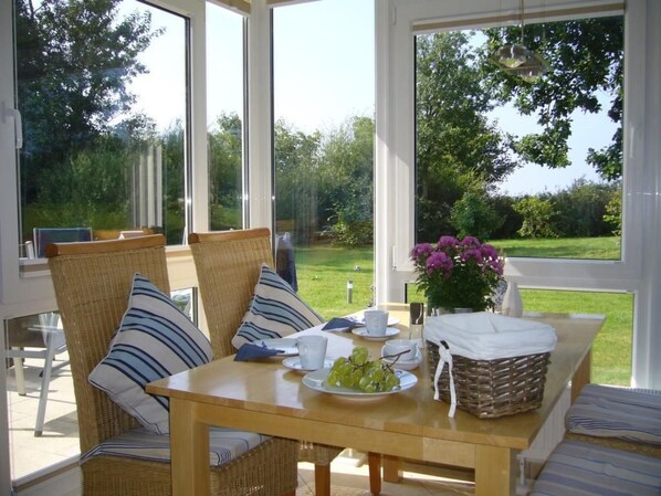Dining - mit großer Terrasse und herrlicher Aussicht by Interhome (Rerik)