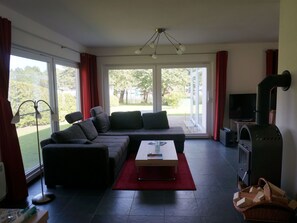 TV, fireplace, DVD player - Landhaus Mueritzsee by Interhome (Buchholz)