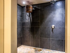 Towels - Apartment Enzian mit Mitbenutzung SPA & Wellness by Interhome (Beatenberg)