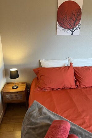 5 makuuhuonetta, internet