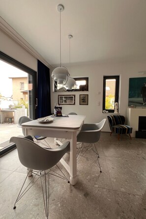 Dining - Stormy im Nauticum by Interhome (Ostseebad Lubmin)