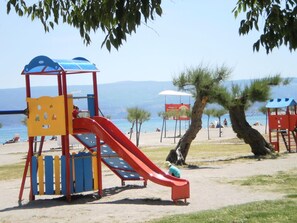 Children’s area - Moderne Ferienwohnung in Omiš mit Terrasse und G by Interhome (Omiš)