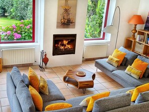 Fireplace, DVD player - Villa Kermohic by Interhome (Pleubian)