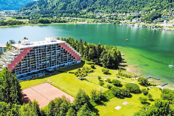 Hochland, Bergstation, Gebirge, Senke, Grat, Reservoir, See, Alpen, Ferienort, Klang