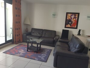 TV, DVD player - Moderne Ferienwohnung mit Meerblick by Interhome (Cap d'Agde)