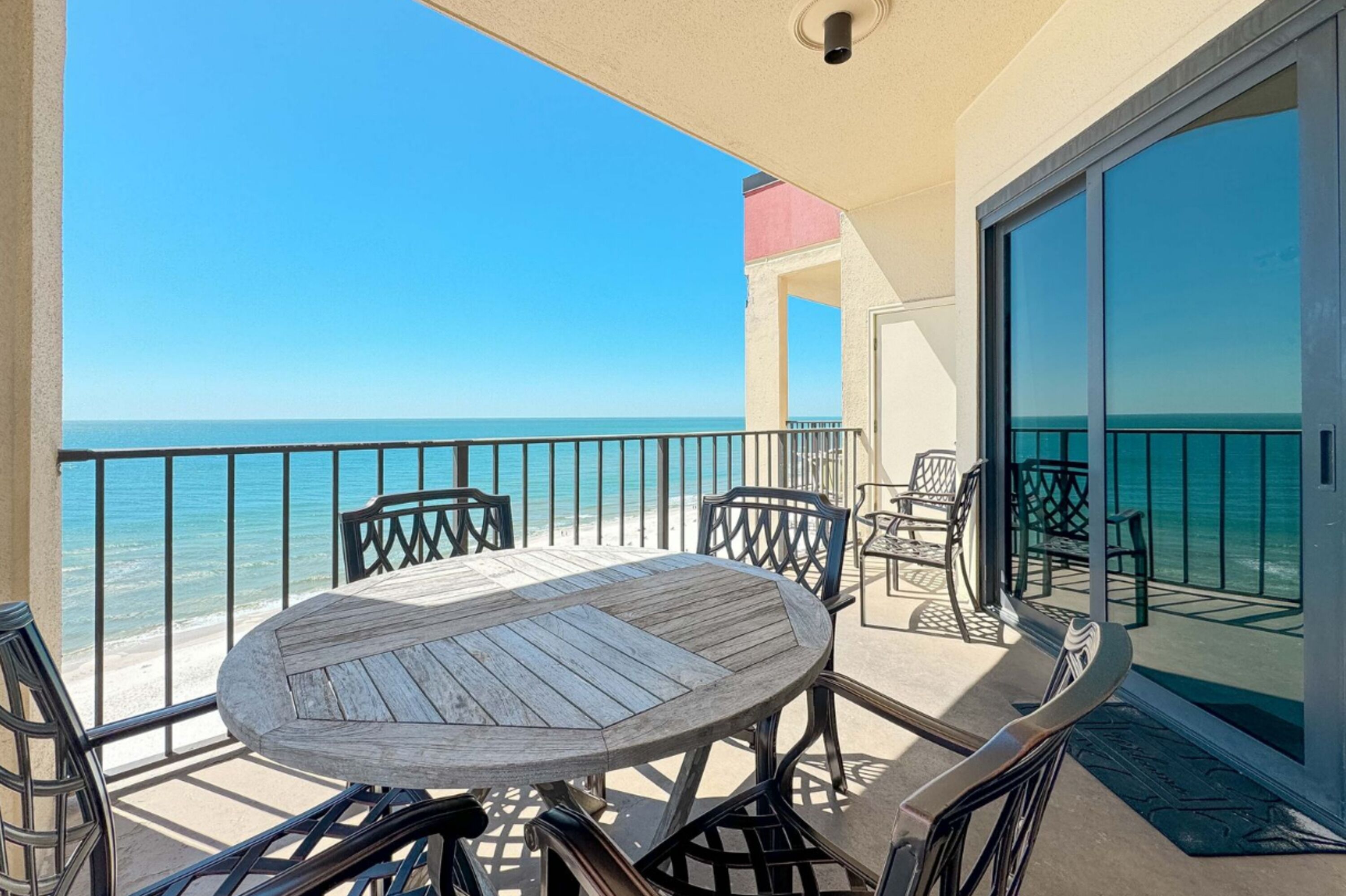 Signature Condo, 3 Bedrooms, Hot Tub, Beach View | Balcony