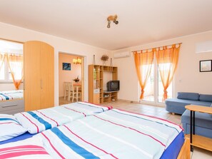 Internet - Wohnung Maria in der Nähe des Strandes by Interhome (Krk/Šilo)