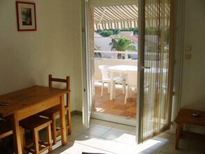 Interior - Wohnung "Clos 226" mit Blick auf das Wasser by Interhome (Saint Cyprien)