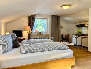 Internet - Haus Rosenwirth by Interhome (Mittenwald)