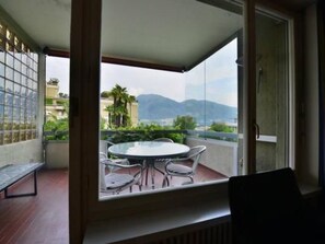 Dining - Fewo mit Bergblick by Interhome (Locarno)