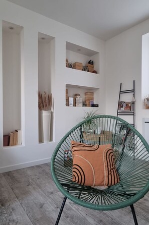 Interior - "Les 3 soeurs" by Interhome (Brignogan-Plage)