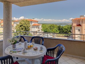 Outdoor dining - Moderne, komfortable Wohnung nahe Kap Kamenjak by Interhome (Pula/Premantura)