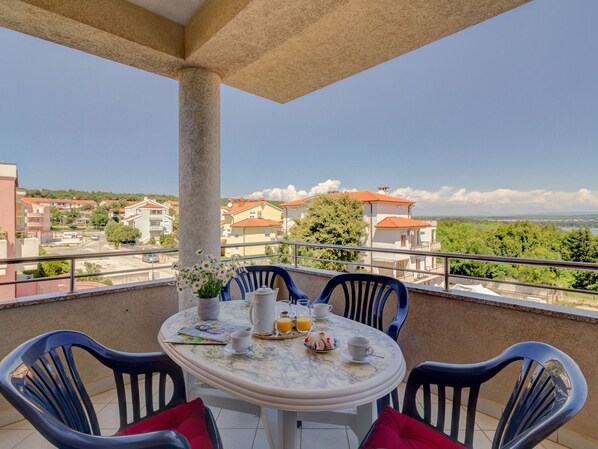 Outdoor dining - Moderne, komfortable Wohnung nahe Kap Kamenjak by Interhome (Pula/Premantura)