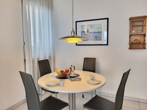 Dining - Apartment Eldorado View by Interhome (Lugano)