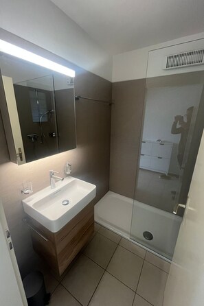 Bathroom - Casa Rena by Interhome (Ascona)