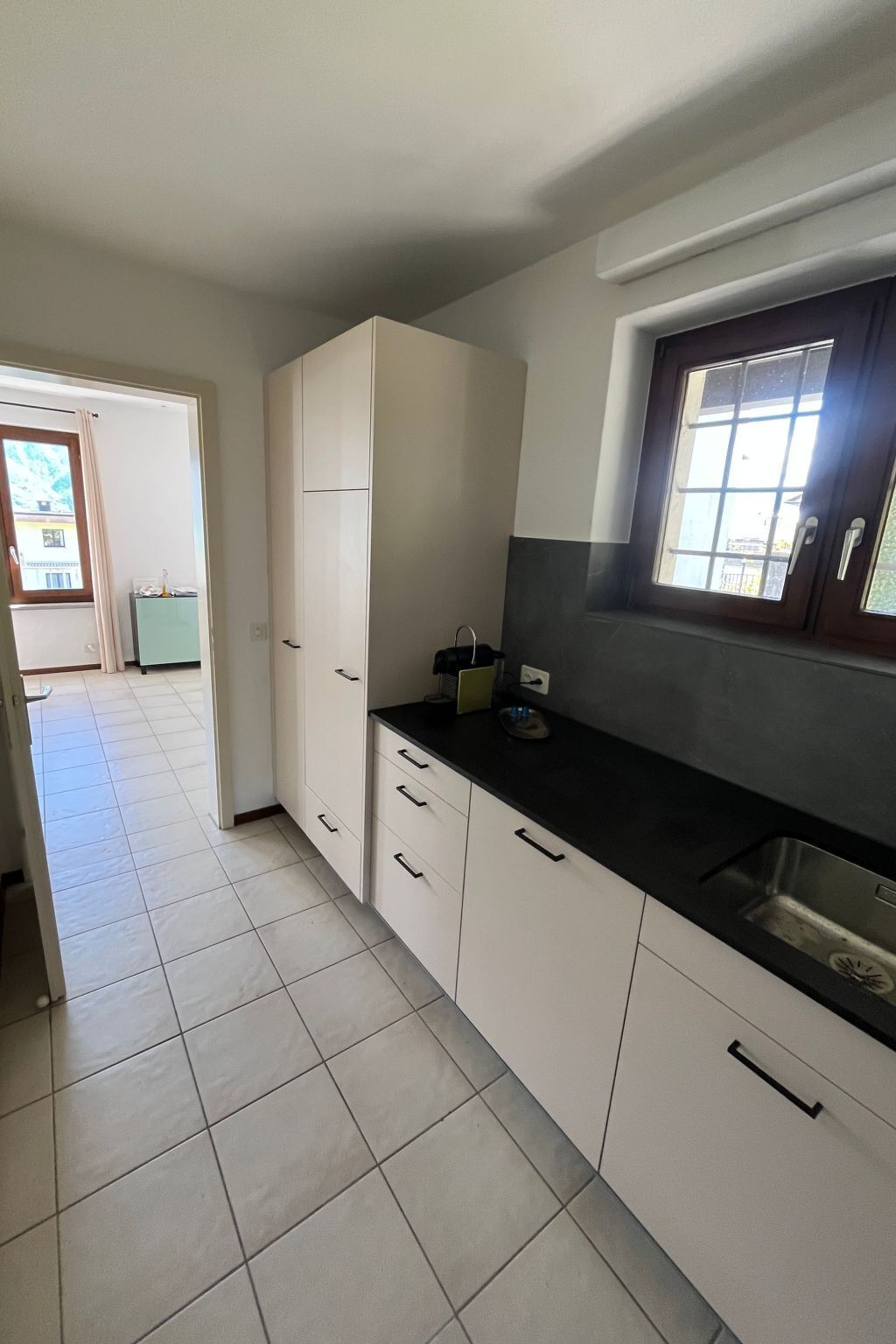 Réfrigérateur, four, lave-vaisselle