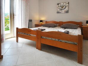 Internet - Hübsche Wohnung mit teilweisem Meerblick, für 4 Personen by Interhome (Rabac)