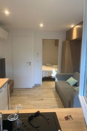 Room - Les Issambres Charmes et Confort by Interhome (Les Issambres)