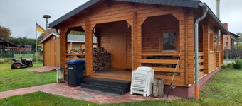 Blockhaus mit eigenem See by Interhome