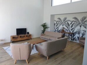 Living area - neues Haus in Meeresnähe mit beheiztem Pool by Interhome (Fouesnant)