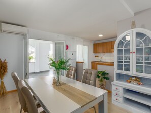 Dining - Marica B4 by Interhome (Poreč)