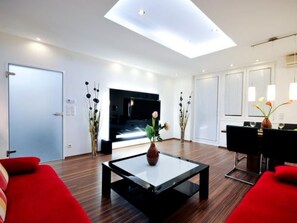 TV, DVD player - Giuliano in Bezirk 2-Leopoldstadt by Interhome (Vienna)