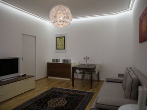 Living area - Moderne Stadtwohnung by Interhome (Vienna)