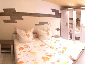 2 bedrooms, internet