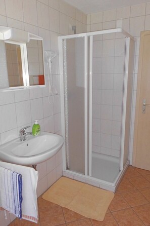 Bathroom - Wolfsgrund by Interhome (Sayda)