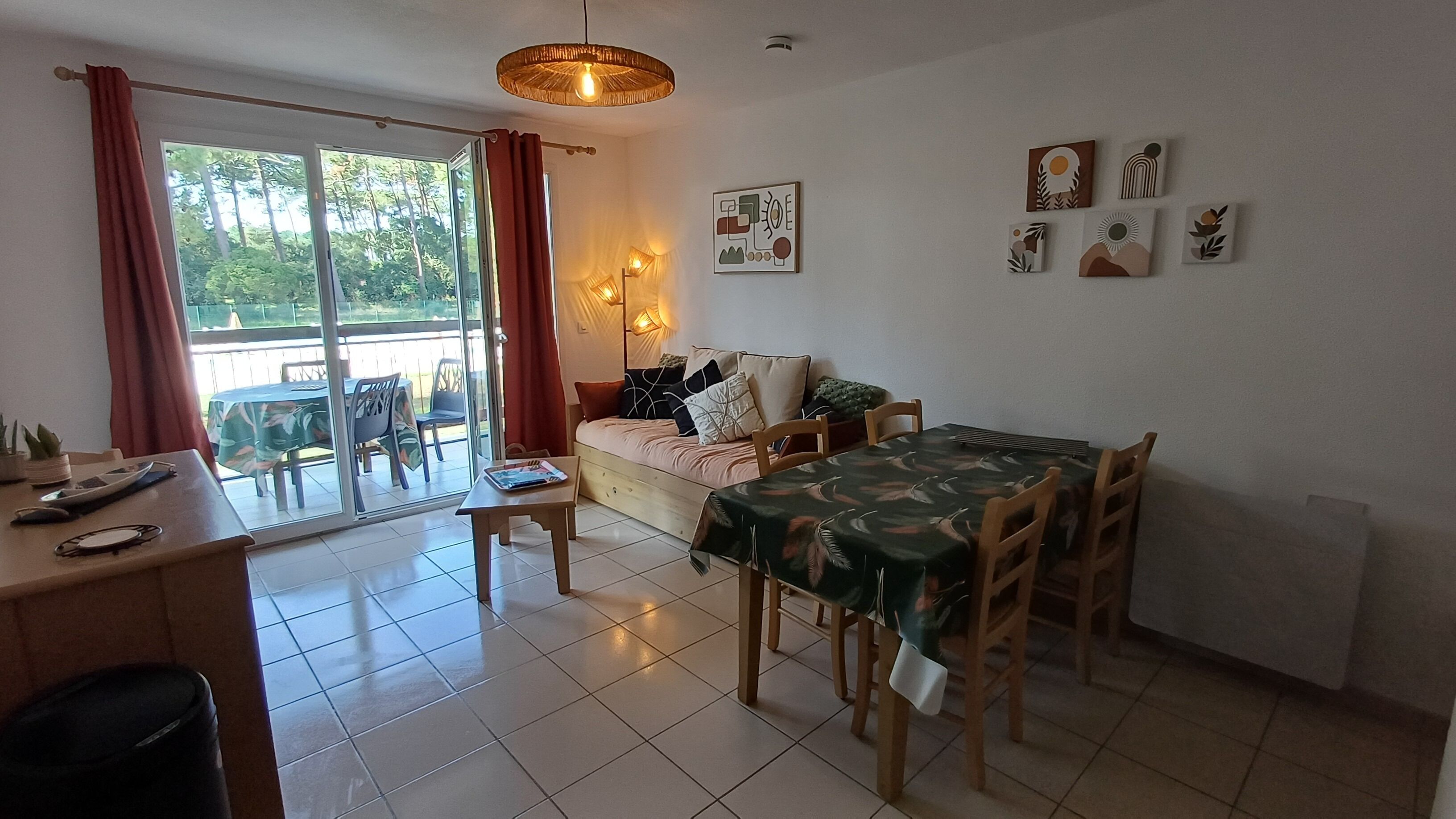 Televisión, futbolito y tenis de mesa 