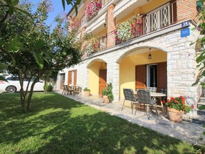 Outdoor dining - Apartment Sergio by Interhome (Poreč)