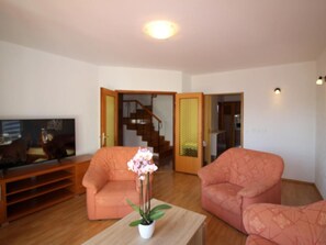 TV - Apartment Palma by Interhome (Poreč)