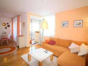 TV - Apartment Vojka by Interhome (Poreč)
