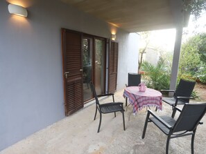 Outdoor dining - Dalmatien by Interhome (Trogir/Okrug Donji)