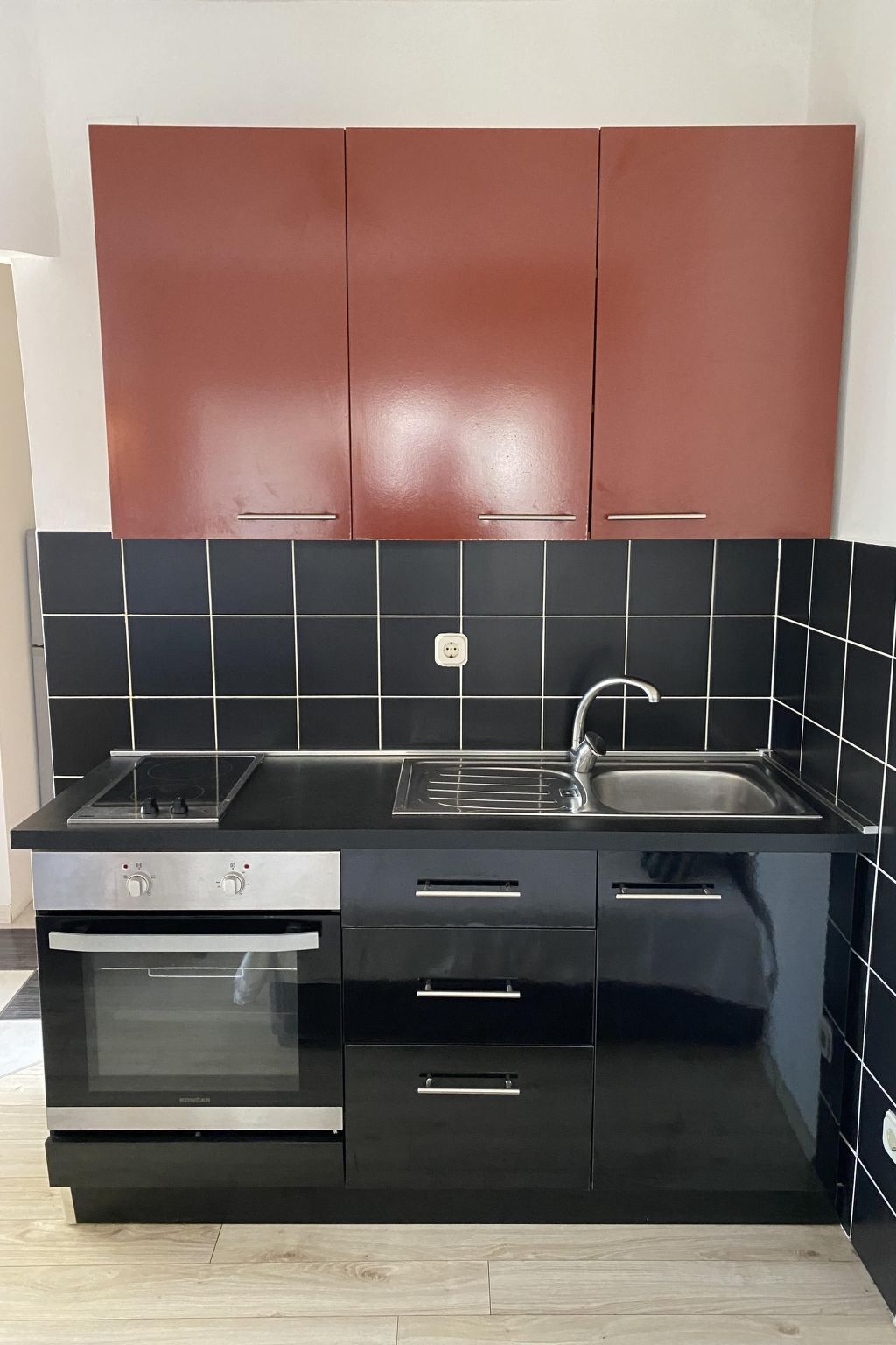 冷蔵庫、電子レンジ、オーブン、食器洗い機