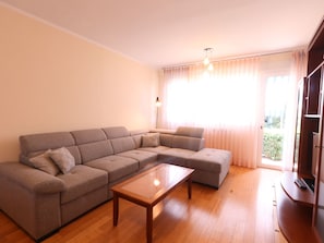 Living area - Apartment Gortanova in Stoja mit Privater Terras by Interhome (Pula)