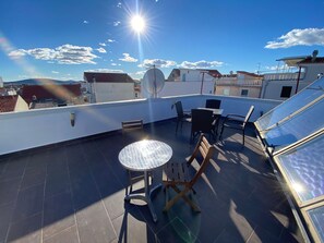 Outdoor dining - in Vodice mit Terrasse by Interhome (Vodice)