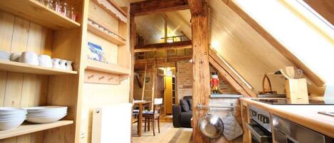 Refrigerador, microondas, horno y lavavajillas