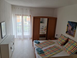 Internet - Appartement mit Balkon by Interhome (Pula)