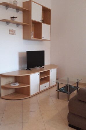 TV - Apartment in Pula, Kroatien mit hohen Gästebewertungen by Interhome (Pula)