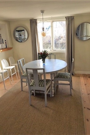 Dining - "Torekov" mit Blick auf das Wasser by Interhome (Torekov)