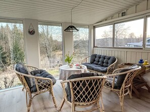 Interior - Idyllisch gelegenes, ebenerdiges Haus mit Terrasse by Interhome (Svenljunga)