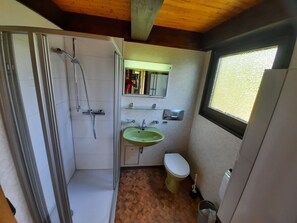 Bathroom - Haus Winnetou by Interhome (Waldbrunn)