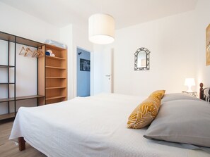 Internet - Wohnung Violett für 6 Personen by Interhome (Rabac)